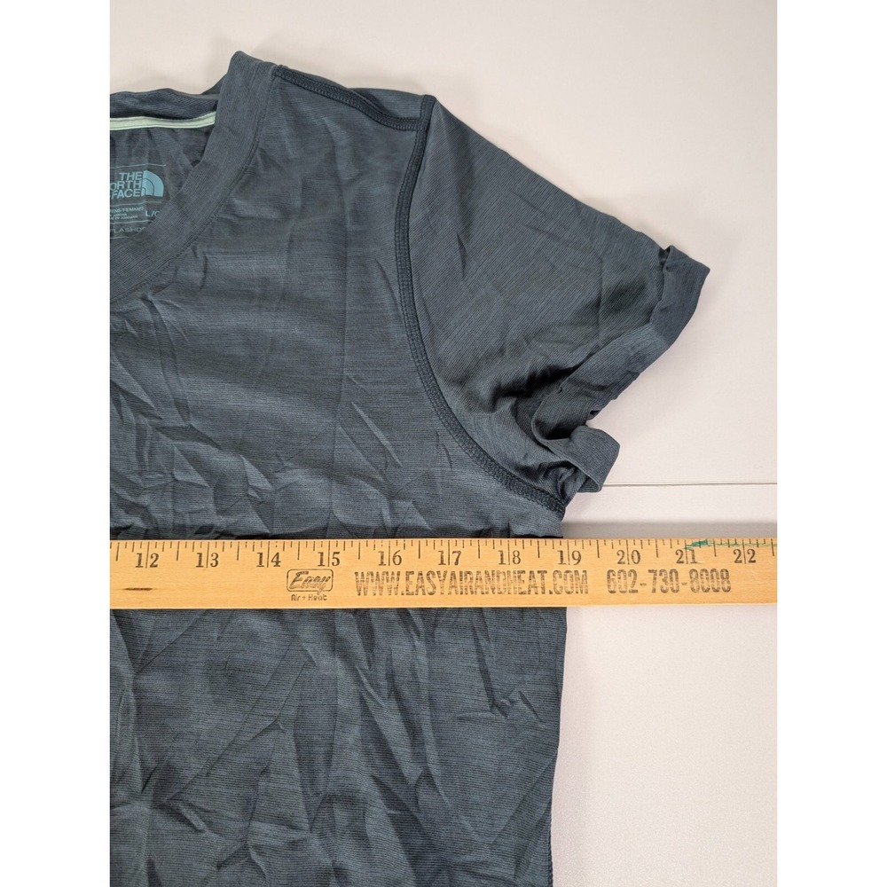 The North Face Top Women's Size Large Green FlashDry Short Sleeve Athletic Top - Picture 9 of 11